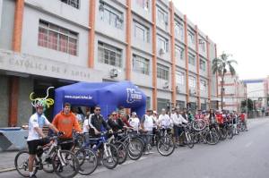 UCPel promoveu passeio ciclístico em homenagem aos funcionários (Foto: Wilson Lima)
